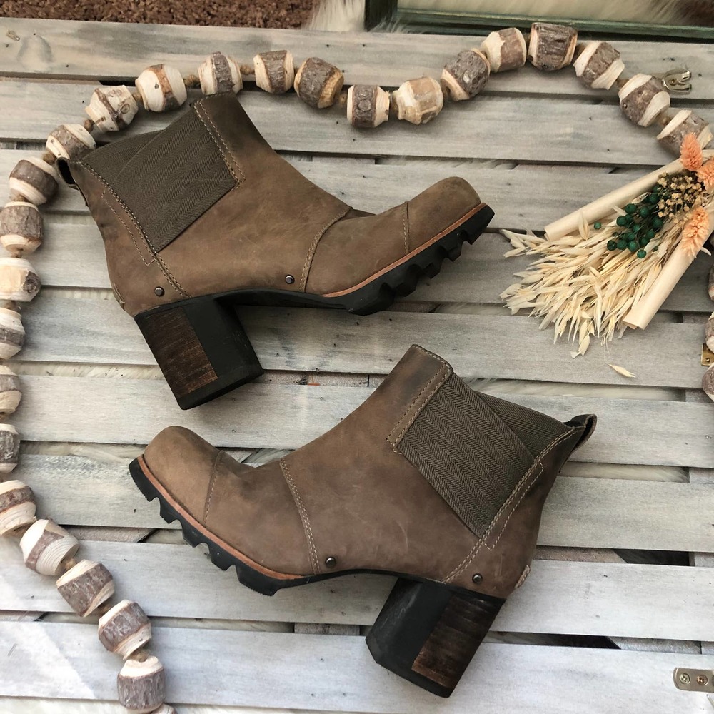 Sorel Addington Brown Tan Chelsea Waterproof Ankle Heel Boots